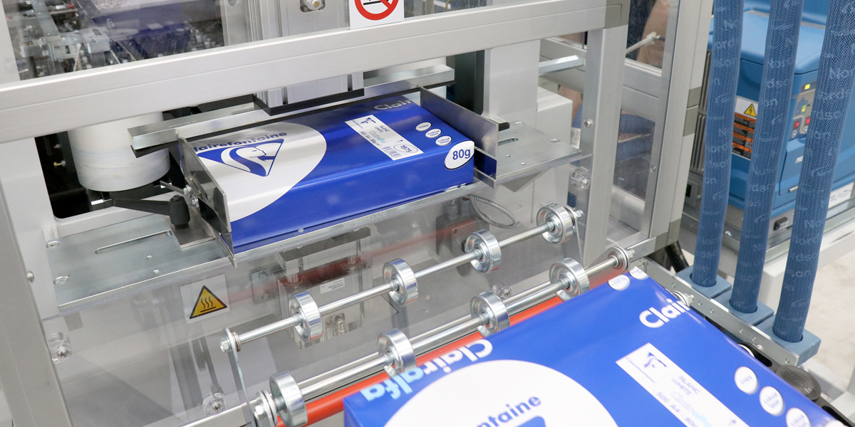 CSW 25 Cut-Size Ream Wrapper Discharge