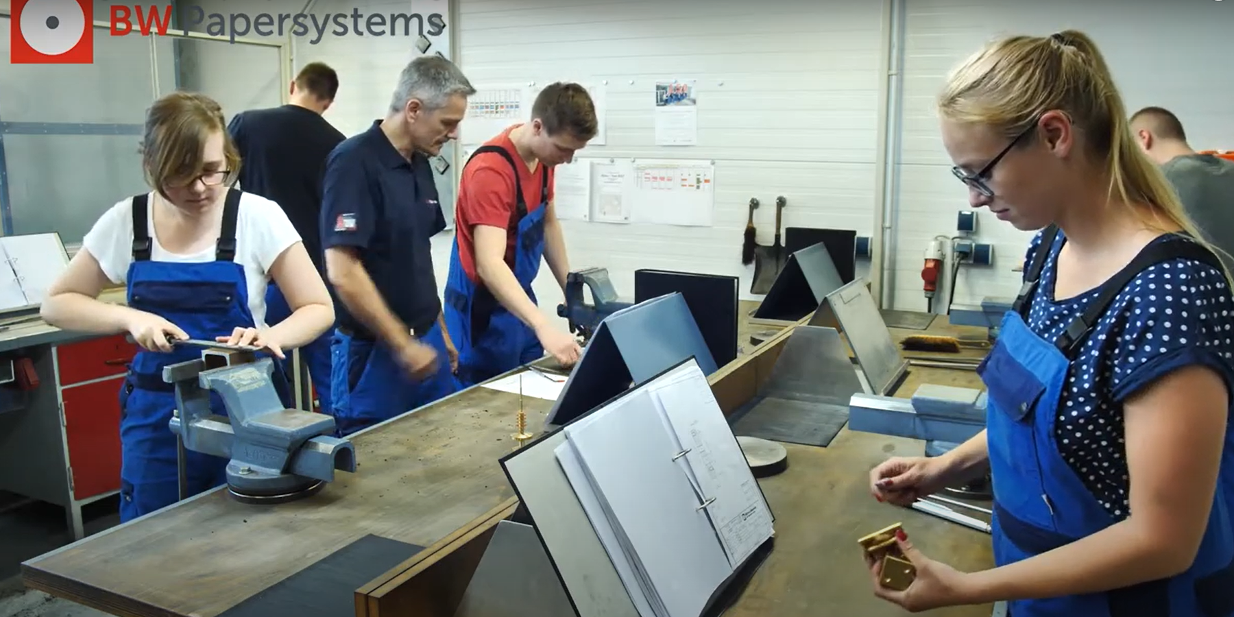 Video image_Apprenticeship BW Papersystems Hamburg