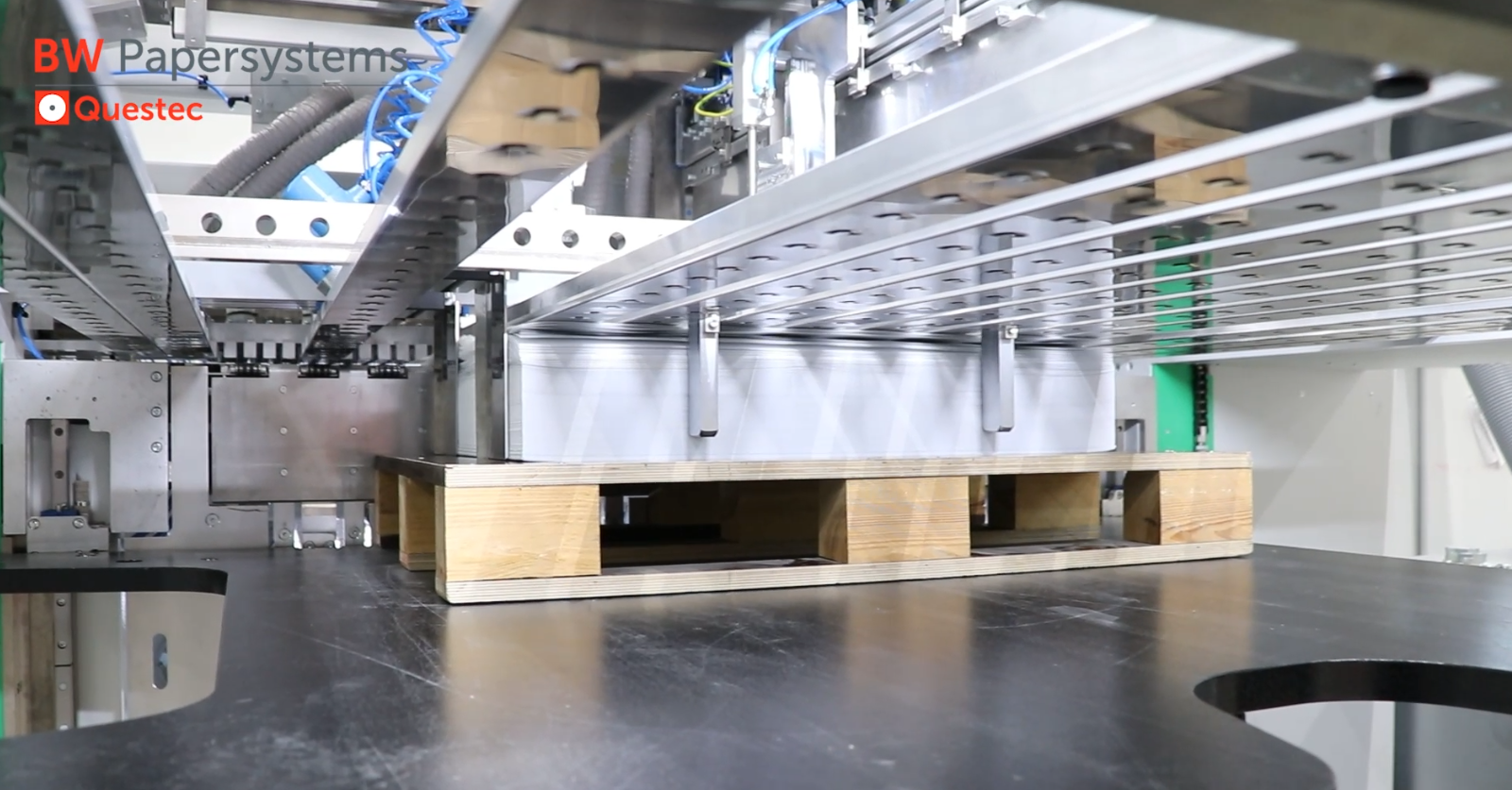 Video image_Questec RQS-V lightweight paper sheeter